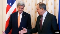 Государственный секретарь США Джон Керри (слева) и министр иностранных дел России Сергей Лавров. Москва, 24 марта 2016 года.