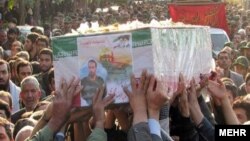 تشییع جنازه یکی از اعضای سپاه که در سوریه کشته شد