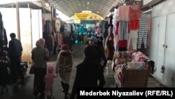 Ошский рынок. Иллюстративное фото. 
