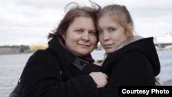 Tatyana Paraskevich (left), a former associate of Kazakh oligarch Mukhtar Ablyazov, with daughter Maria (family photo)