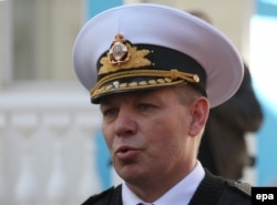 И.о. командующего ВМС Украины Сергей Гайдук выступает перед журналистами на пресс-конференции в Севастополе 3 марта 2014 года