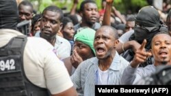 Vrasja e presidentit të Haitit shkaktoi trazira civile në këtë vend.