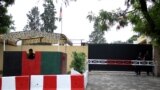 په پاکستان کې د طالبانو تر واک لاندې د افغانستان سفارت په بیان کې د افغانانو پر نیولو اندېښنه ښوولې ده. 