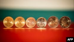 Zona euro s-a extins cel mai recent la 1 ianuarie 2026, cu Bulgaria. Altă extindere în curând este improbabilă. 