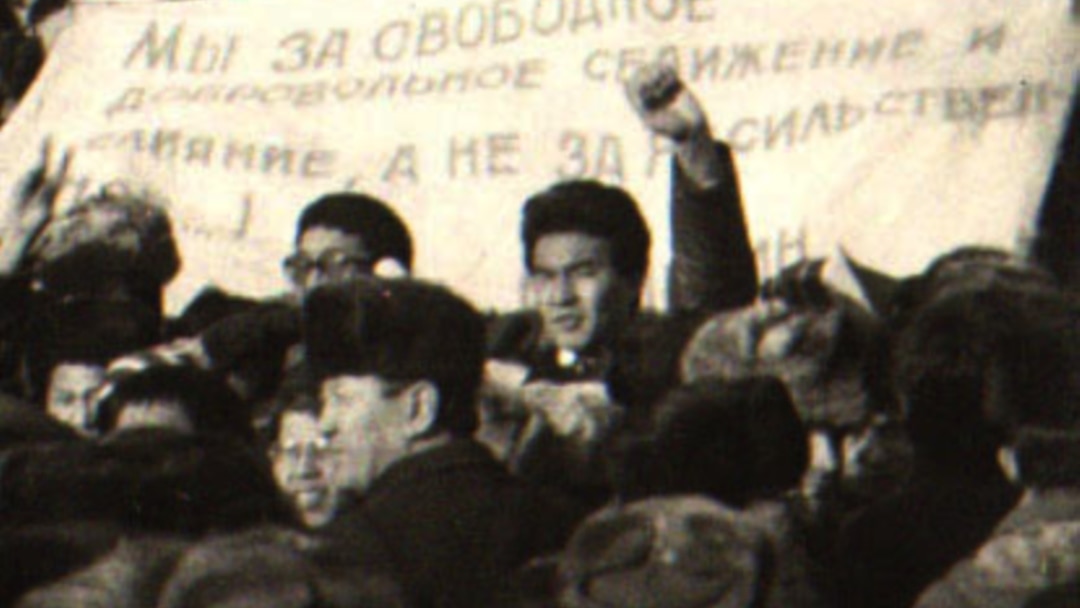 Оксана Акиншинаның қатысуымен порно видео Мукла порно видео