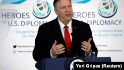 Secretarul de stat Mike Pompeo 