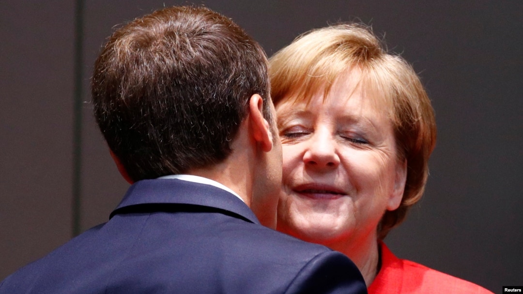 Angela Merkel și Emmanuel Macron în summit UE la Bruxelles.