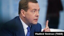 Rusiyanın baş naziri Dmitri Medvedev Rossiya 24 kanalına müsahibə verib