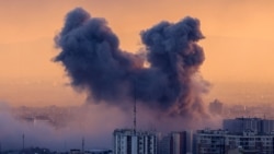 دود ناشی از حمله به تهران در روز سه‌شنبه ۱۲ اسفند