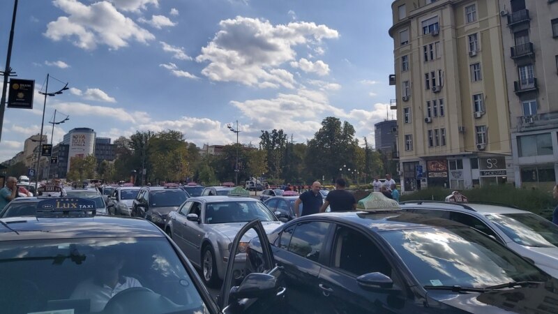 Beogradski taksisti najavili duže blokade, ali bez zaustavljanja autoputa