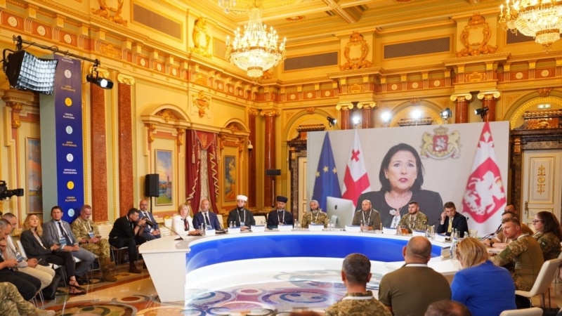“თავისუფალ მსოფლიოს ვერ შეაშინებს ის, ვისაც დაყოფა, განადგურება და დაპყრობა სურს” – პრეზიდენტი ყირიმის სამიტზე