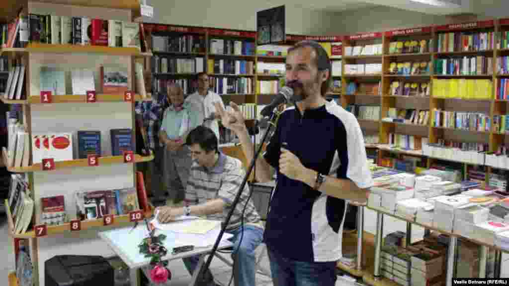 Emilian Galaicu-Păun face oficiul de gaîdă