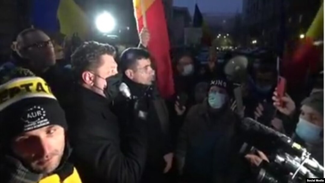 Partidul AUR a organizat un protest în fața Ministerului Sănătății