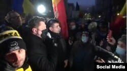 Partidul AUR a organizat un protest în fața Ministerului Sănătății