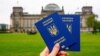 Український паспорт поліпшив позиції в рейтингу найбажаніших у світі