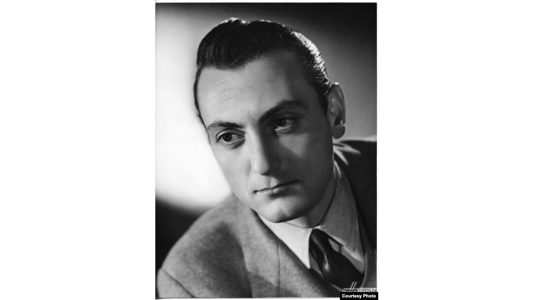 Robin Livio, portret parizian (Foto: Col. Victor Liviot)