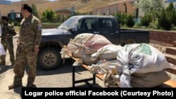 د لوګر ولایت پولیسو۱۶۰ کیلوګرام چرس کشف او ضبط کړل. May 13 2019 