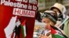 În multe țări din lume continuă demonstrațiile de solidaritate cu civilii palestinieni din Gaza. În imagine: manifestație la Jakarta (Indonezia) la 4 martie 2024. 