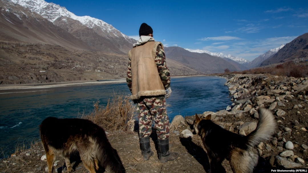 rferl.org - Sarah Ashcroft - Central Asia Seeks Open Borders, But Security Fears Get In The Way