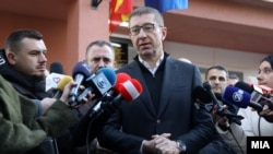 Премиерот Христијан Мицкоски. 