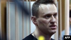 Російський опозиціонер Олексій Навальний на засіданні суду, який заарештував його на 15 діб після того, як він був затриманий перед акцією протесту в Москві, фото 27 березня 2017 року