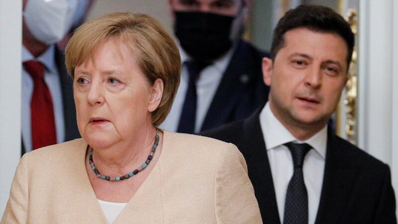 Merkel u Kijevu: Prirodni gas ne bi trebalo da bude ‘geopolitičko oružje’