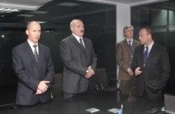 Цапкала, Лукашэнка і Аркадзь Добкін, сузнавальнік і гендырэктар найбуйнейшай беларуска-амэрыканскай ІТ-кампаніі EPAM