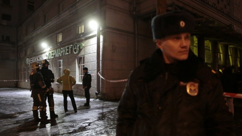 Путин Петербур кибетендәге шартлауны террор һөҗүме дип атады 