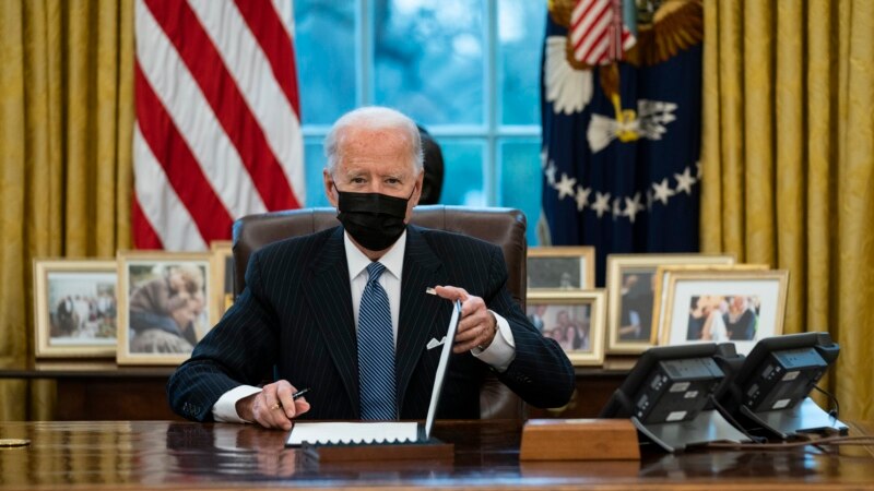 Biden nënshkruan urdhra ekzekutivë për klimën dhe mjedisin