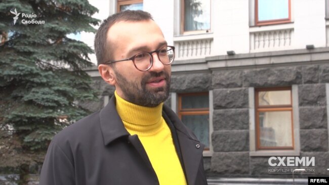 Журналісти зафіксували, як на Банкову приходив і Сергій Лещенко