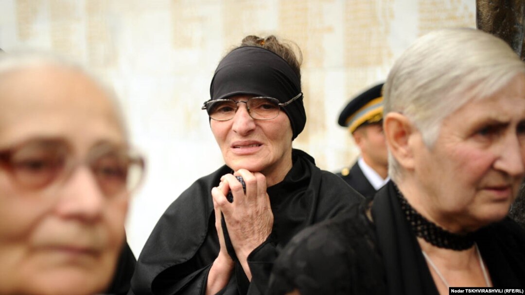 У родных без вести пропавших во время боевых действий с недавнего времени вновь зародилась надежда, казалось бы, умершая навсегда. У них появился шанс в этом году найти и похоронить своих близких