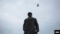 Пам'ятник Володимиру Леніну, архівне фото 