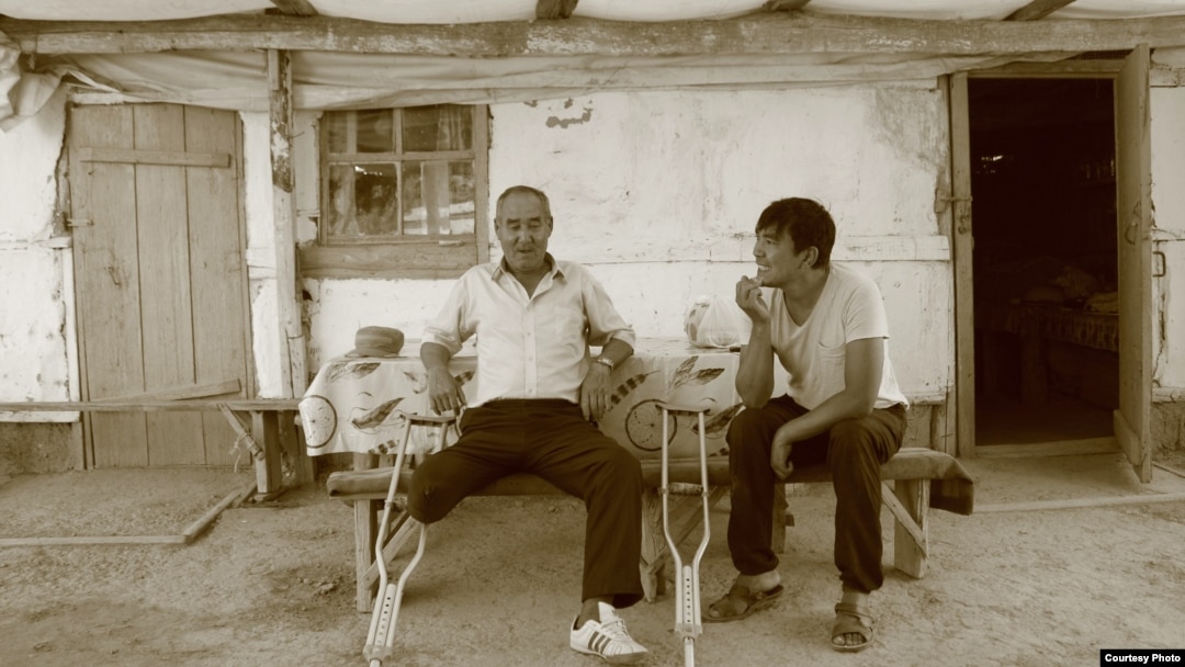 Жалаңаш Мария Пирогованың онлайн бейнелері мен фотоларын қараңыз.