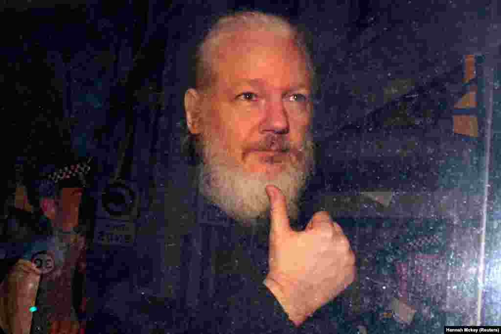 ВЕЛИКА БРИТАНИЈА - Британскиот министер за внатрешни работи Саџид Џавид изјави дека ја потпишал наредбата за есктрадиција во САД на основачот на Викиликс, Џулијан Асанж. Според него, крајната одлука за есктрадицијата на Асанж треба да ја донесе британскиот суд.
