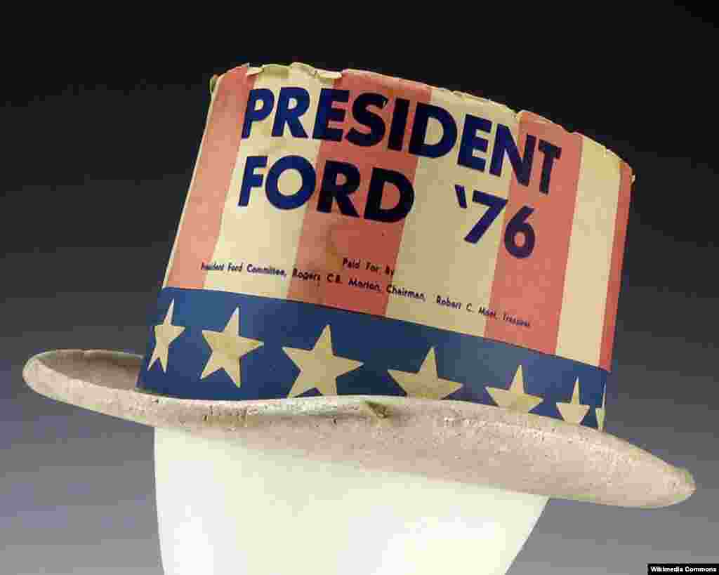 Prezident Ford-un nümayəndələrinin seçki kampaniyasında geydiyi papaq. Prezident Ford Muzeyi