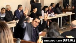 Արթուր Վարդանյանը դատարանում, արխիվ