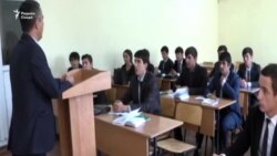 Меъёри қабул ба донишгоҳ чӣ бошад -- дониши кофӣ ё мавқеи сиёсӣ?