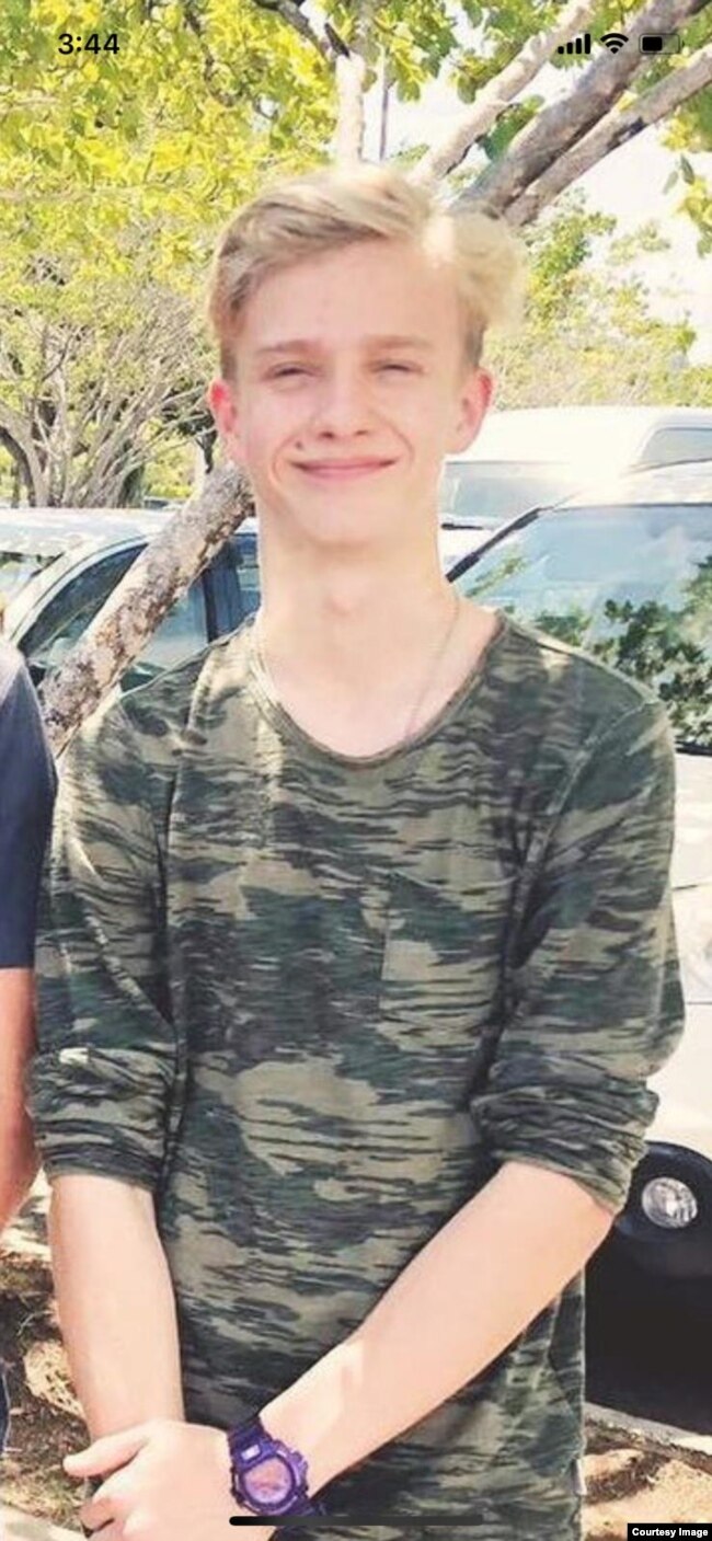 Kalani Bottari.