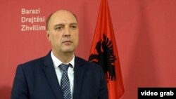 Lider Samoopredeljenja Visar Imeri objavio je da podnosi ostavku 
