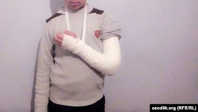 Video tayoq bilan urish