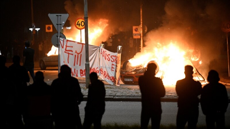 Përleshje të dhunshme në Suedi, pas djegies së Kuranit
