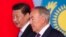 Қытай төрағасы Си Цзиньпин (ар жағында) мен Қазақстан президенті Нұрсұлтан Назарбаев. Астана, 7 қыркүйек 2013 жыл.