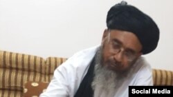 Abdul Hakim Išakzaj, novi talibanski pregovarač, slovi za "tvrdolinijaškog člana posvećenog džihadu" sve dok se u Afganistanu ponovo ne uspostavi Islamski Emirat.
