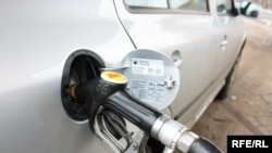 Цены на топливо в преддверии открытия еще не установлены, но руководство АЗРК говорит, что они будут не выше средних
