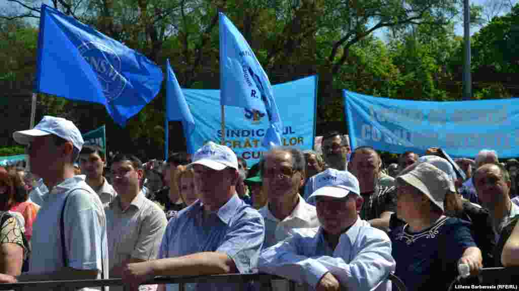 Albastrul predomină...