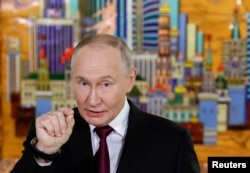 Владимир Путин на инвестиционном форумет "Россия зовет!" в декабре 2025 года