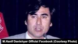 حنیف دانشیار