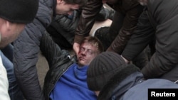 Один із постраждалих на багатотисячному мітингу в Сімферополі, 26 лютого 2014 року