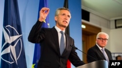 Jens Stoltenberg və German Foreign Minister Frank-Walter Steinmeier