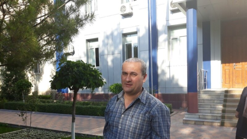 Адвокаттар УКМКнын тергөө абагында отурган өзбекстандык журналист менен жолуга элек